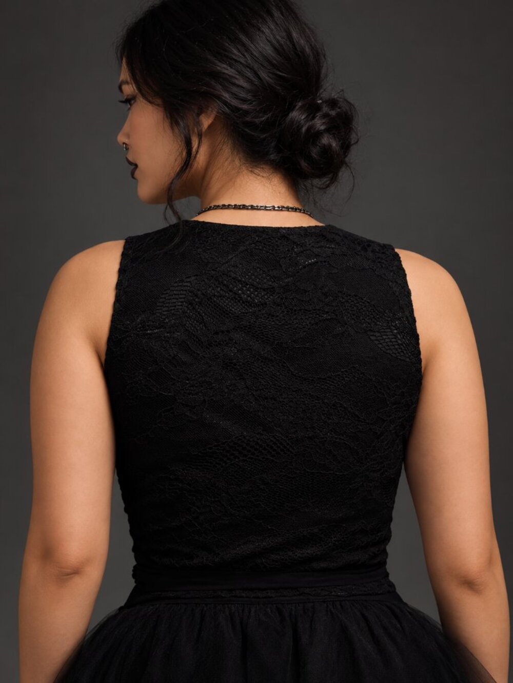 NWT Torrid Nightfall Black Lace Wrap Crop Top Size 00 (M/L) - Picture 4 of 6